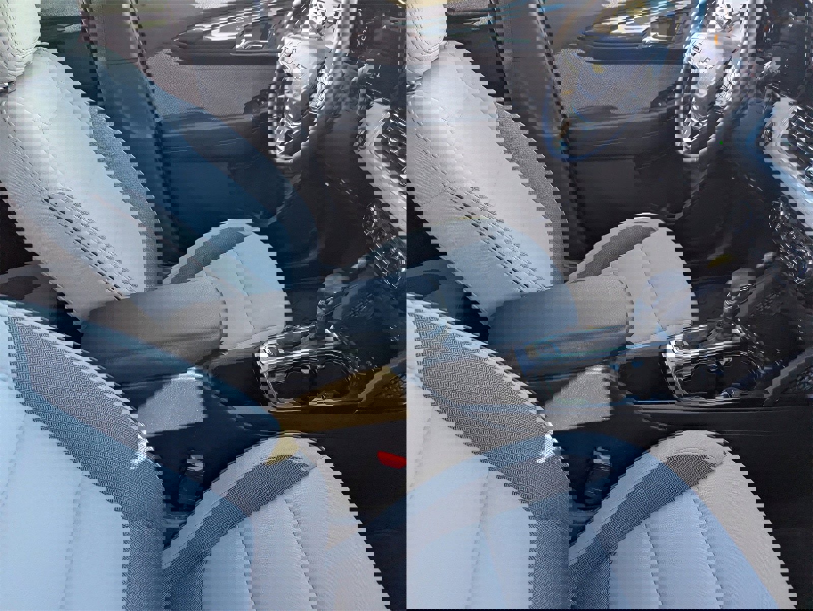 Used 2025 Chevrolet TrailBlazer LT w/ Convenience Package image 11