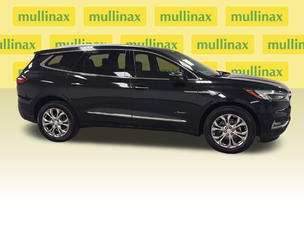 Used 2018 Buick Enclave Avenir w/ Avenir Technology Package FWD image 22