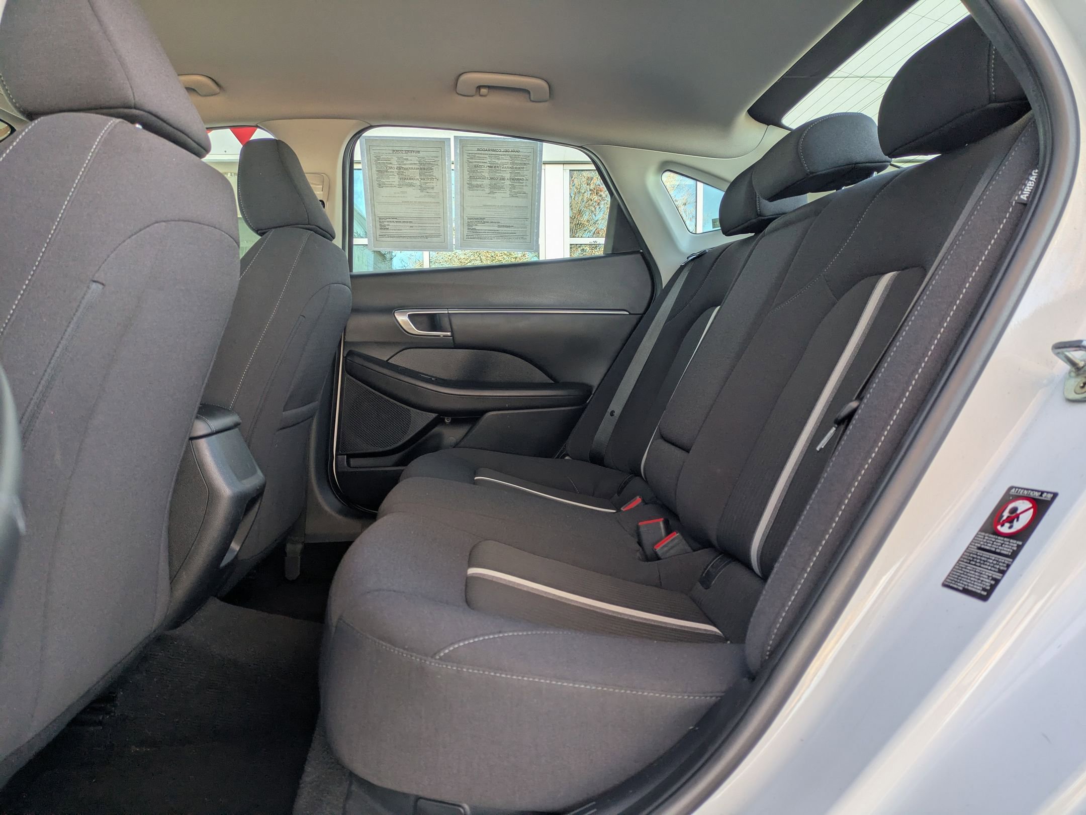 Used 2022 Hyundai Sonata SEL w/ Cargo Package FWD image 13