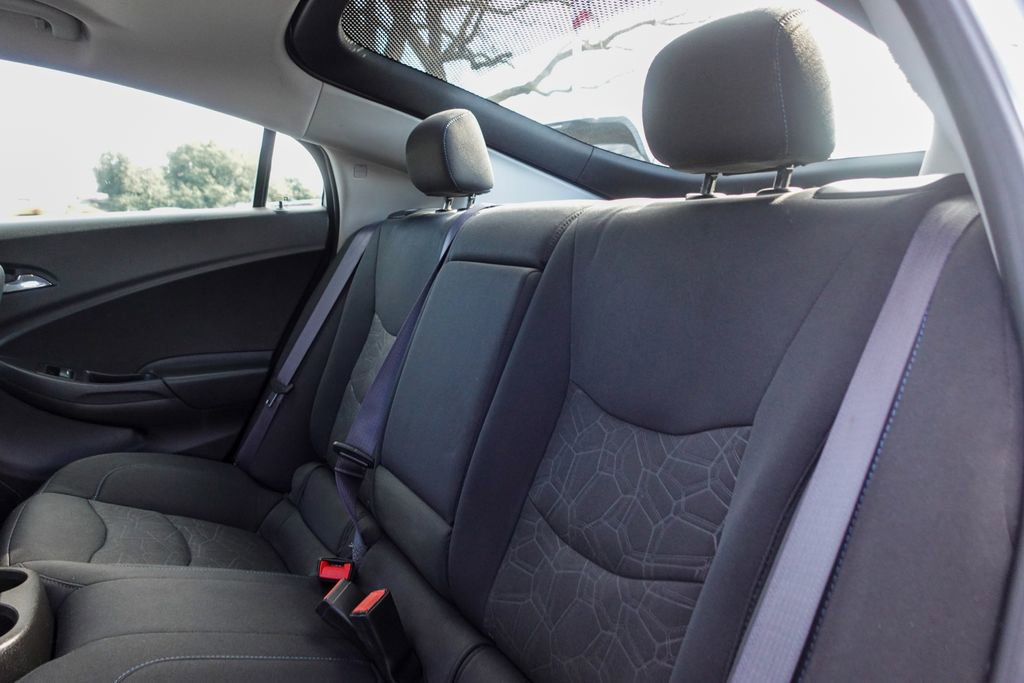 Used 2017 Chevrolet Volt LT image 22