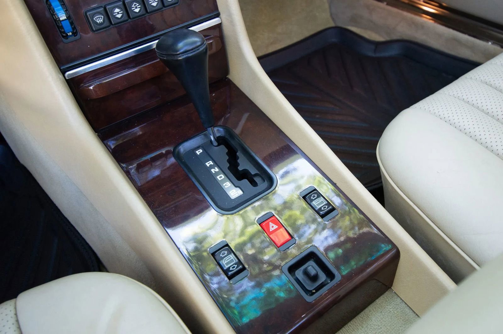 Used 1989 Mercedes-Benz 560 SL image 37