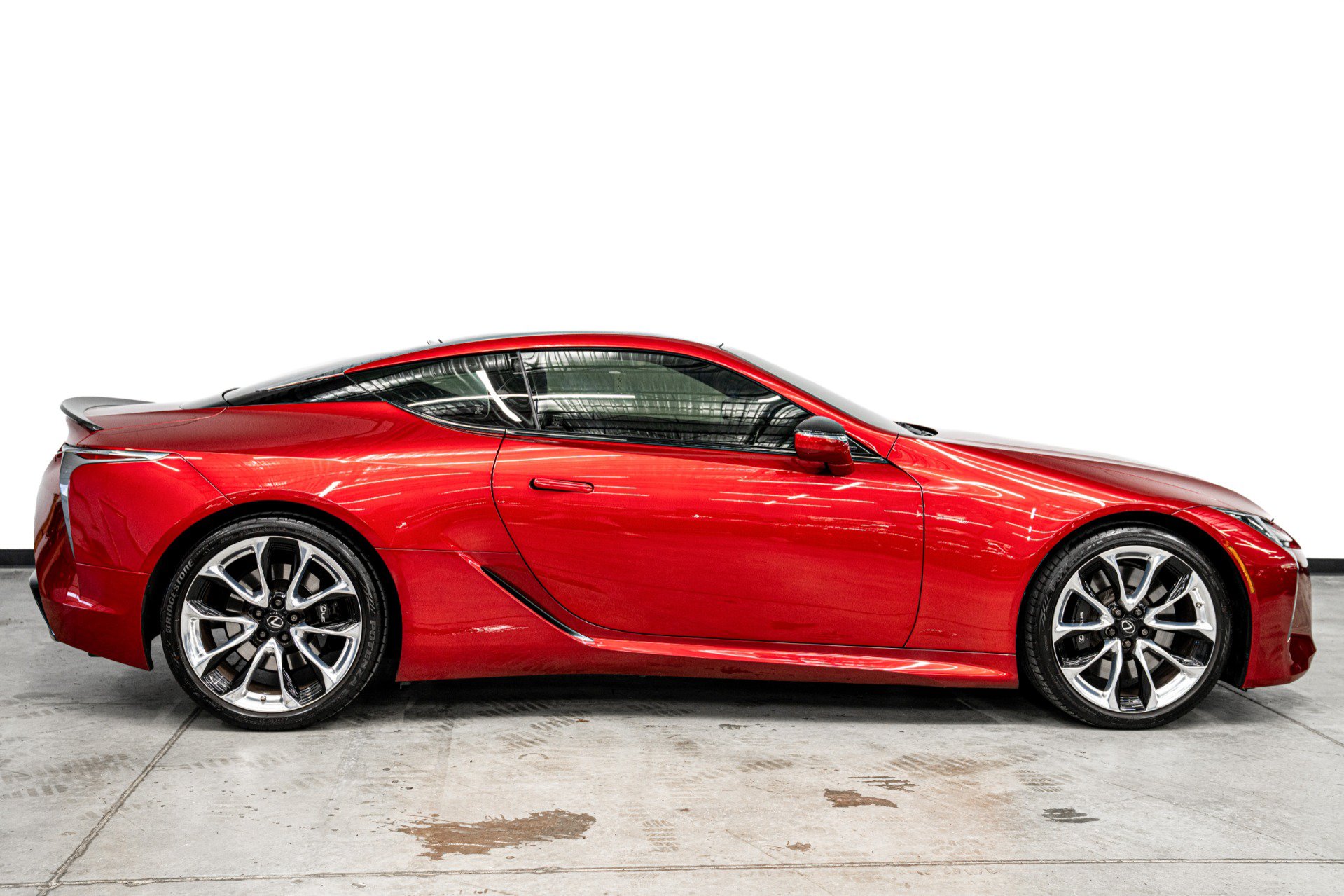 Used 2018 Lexus LC 500 Coupe w/ Touring Package RWD image 41