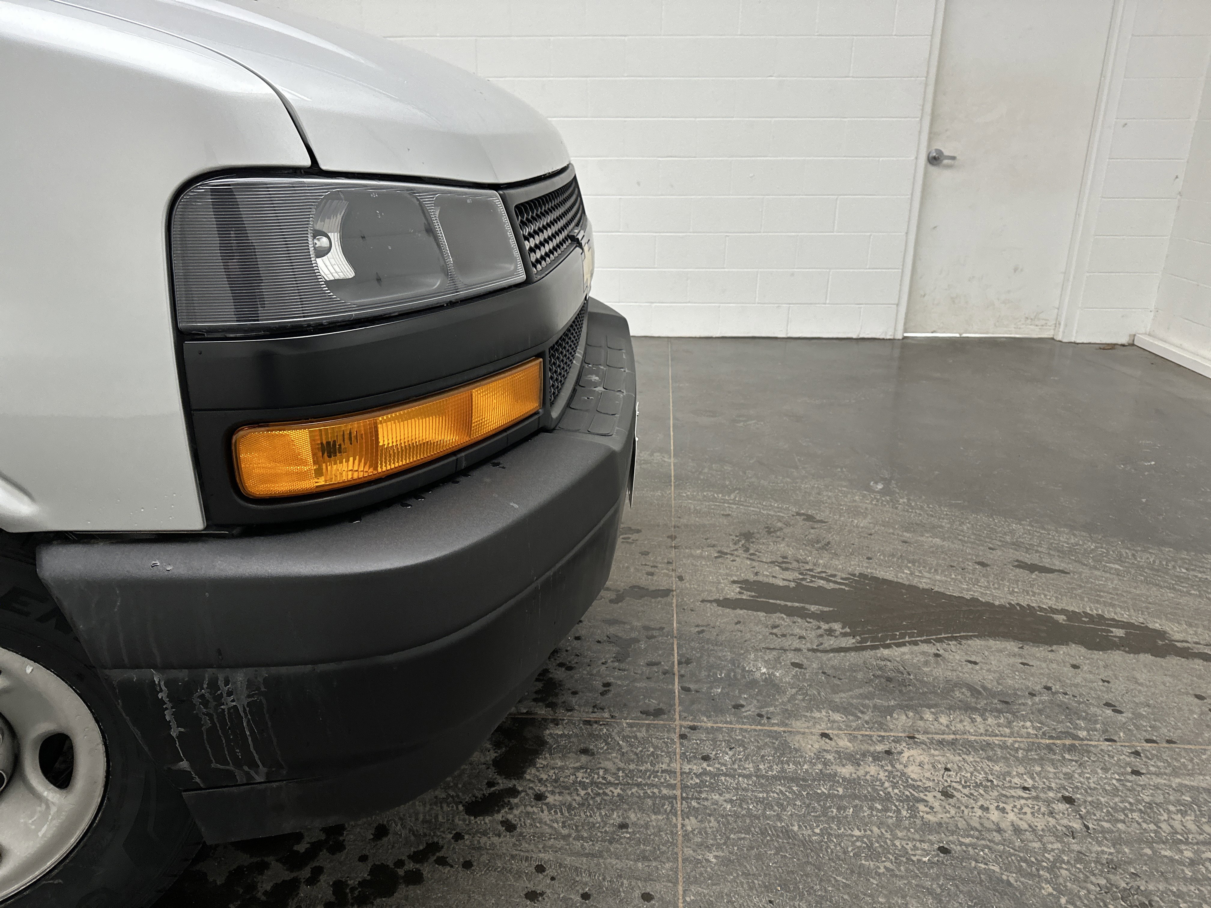 Used 2020 Chevrolet Express 2500 w/ Driver Convenience Package image 2