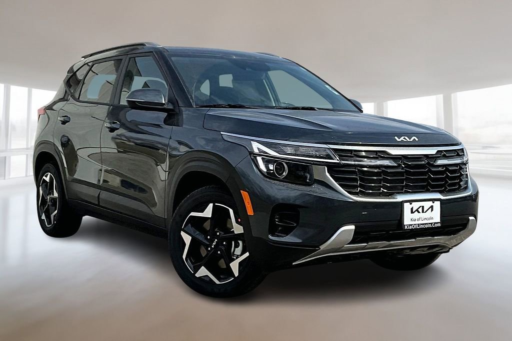 New 2026 Kia Seltos S AWD/4WD image 2