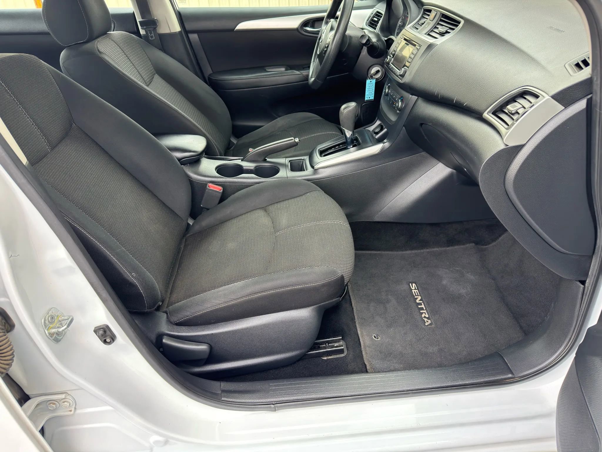 Used 2018 Nissan Sentra S image 17