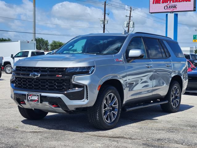 Used 2023 Chevrolet Tahoe Z71 w/ Luxury Package AWD/4WD image 3