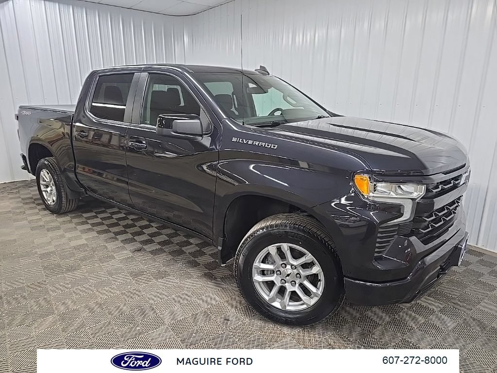 Used 2023 Chevrolet Silverado 1500 RST AWD/4WD image 9