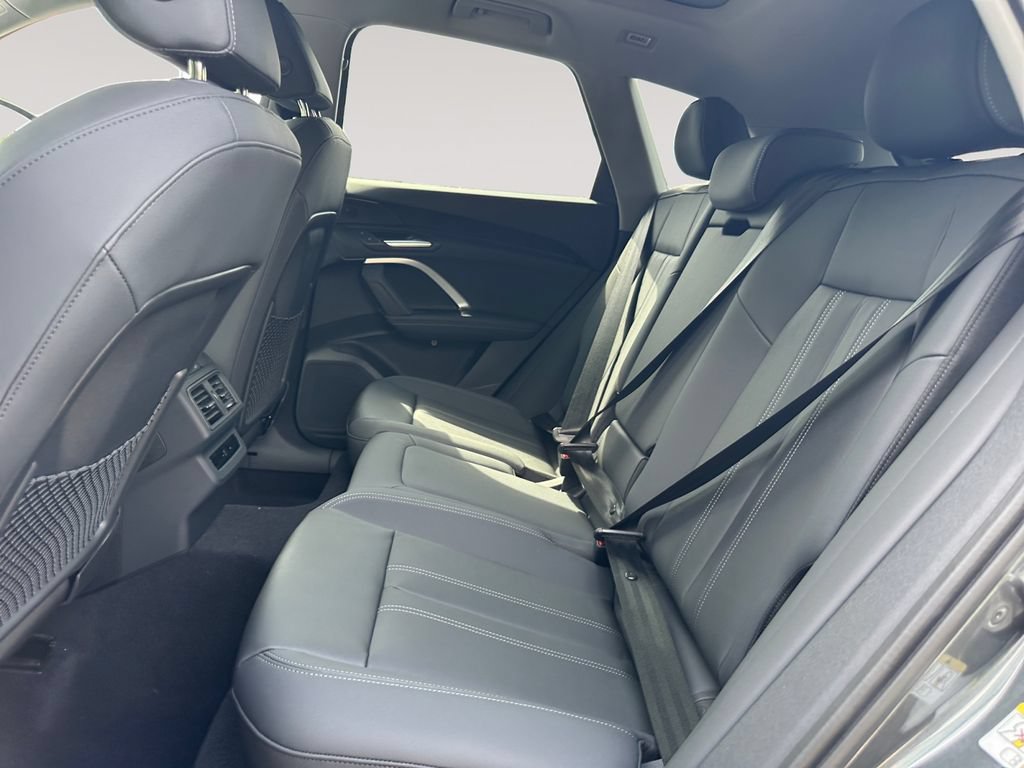 New 2026 Audi Q5 2.0T AWD/4WD image 13