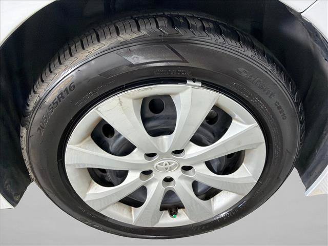 Used 2024 Toyota Corolla LE FWD image 12
