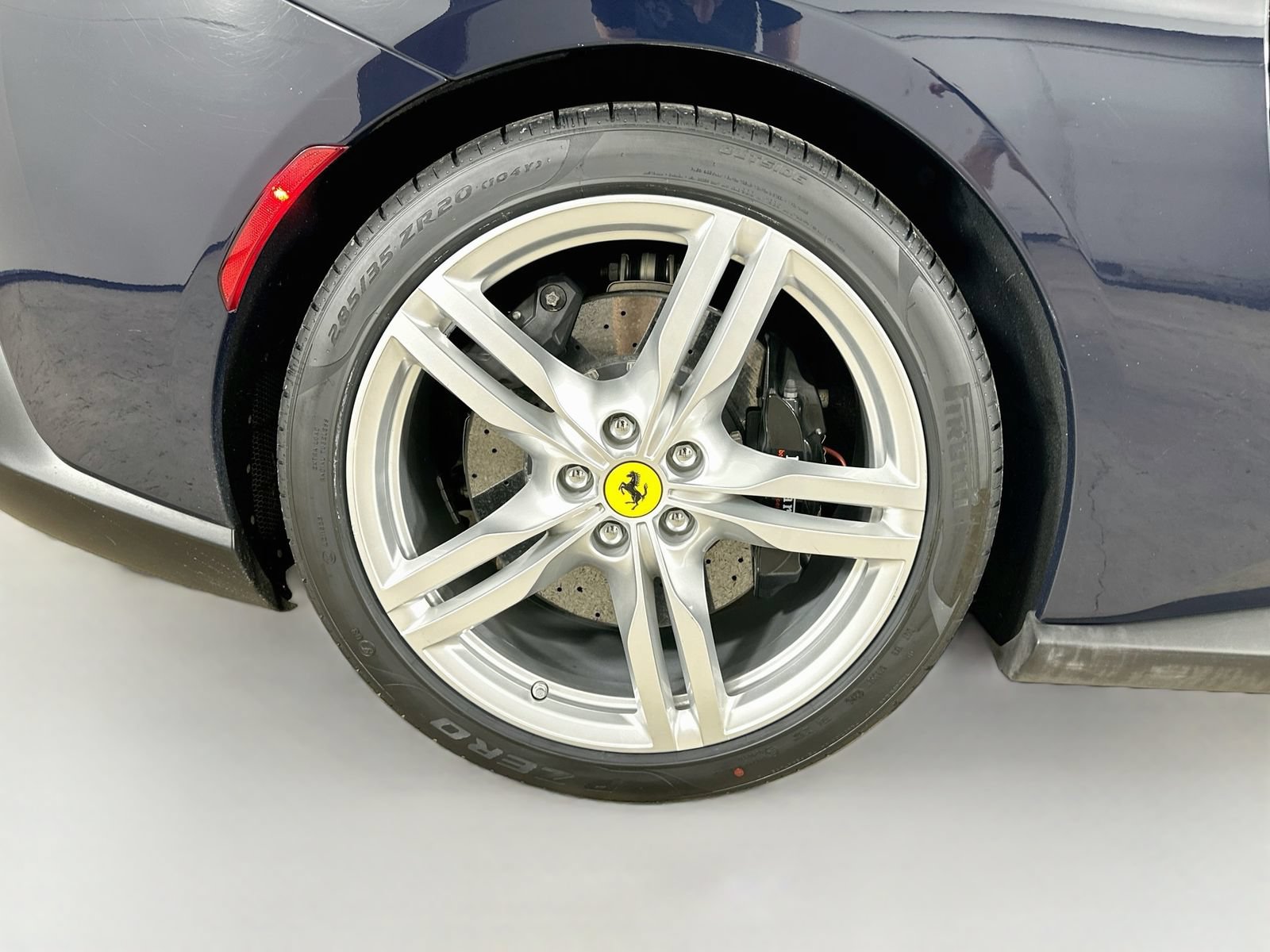 Used 2020 Ferrari Portofino RWD image 67