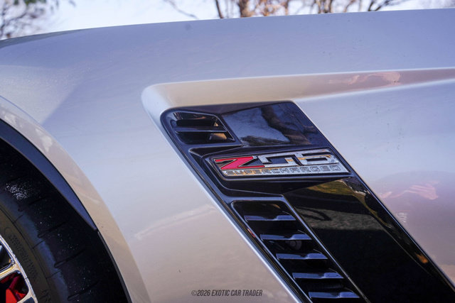 Used 2015 Chevrolet Corvette Z06 w/ 3LZ Preferred Equipment Group RWD image 68