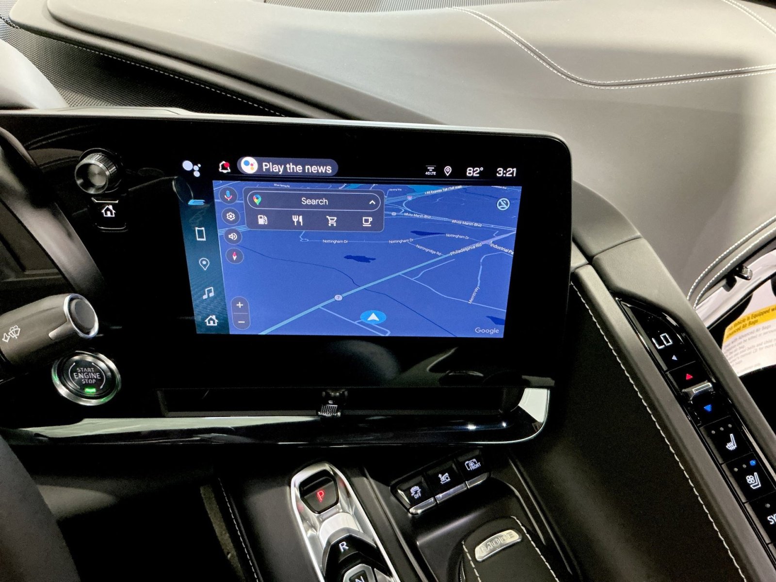 New 2025 Chevrolet Corvette E-Ray image 28