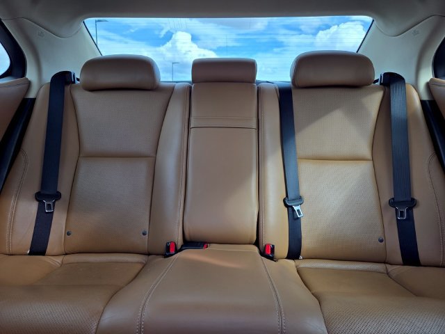 Used 2017 Lexus LS 460 w/ Comfort Package RWD image 10