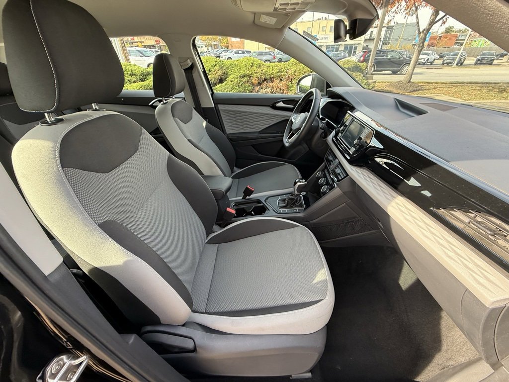 Used 2024 Volkswagen Taos S image 39