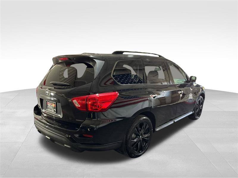 Used 2018 Nissan Pathfinder SL w/ Midnight Edition Package FWD image 5