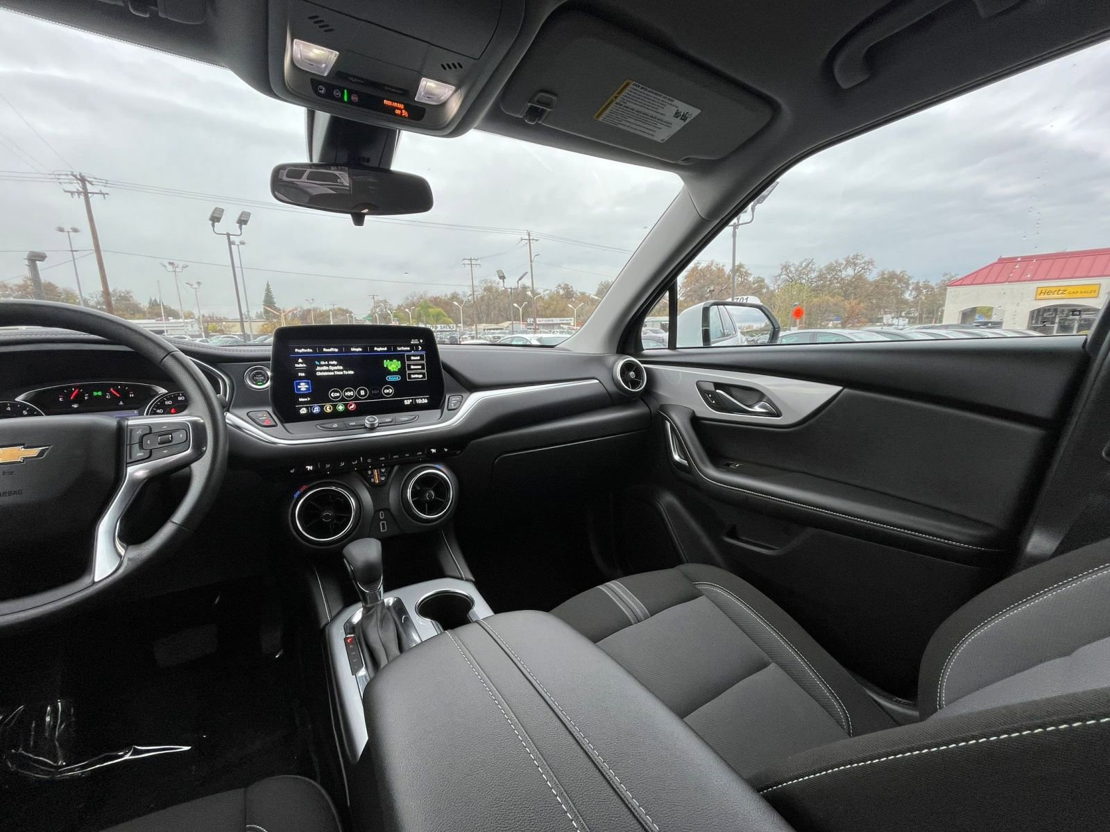 Used 2025 Chevrolet Blazer LT image 35