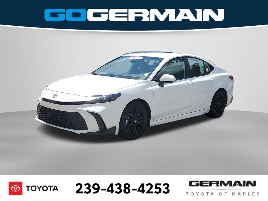 Certified 2025 Toyota Camry SE FWD image 1