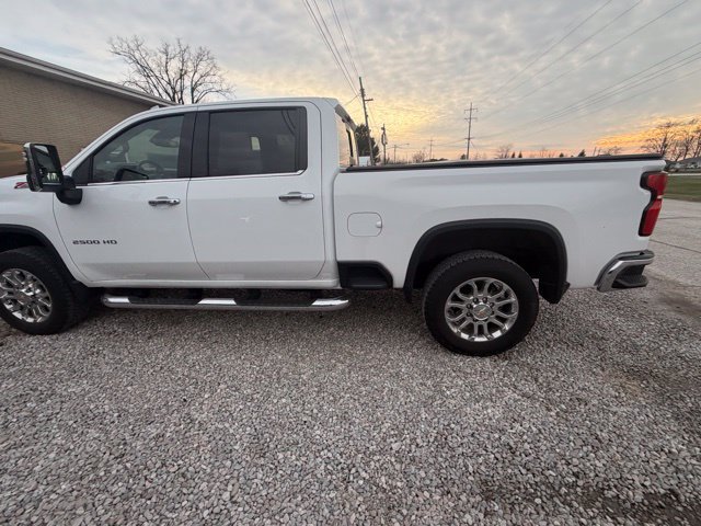 Used 2025 Chevrolet Silverado 2500 LTZ w/ LTZ Plus Package AWD/4WD image 17