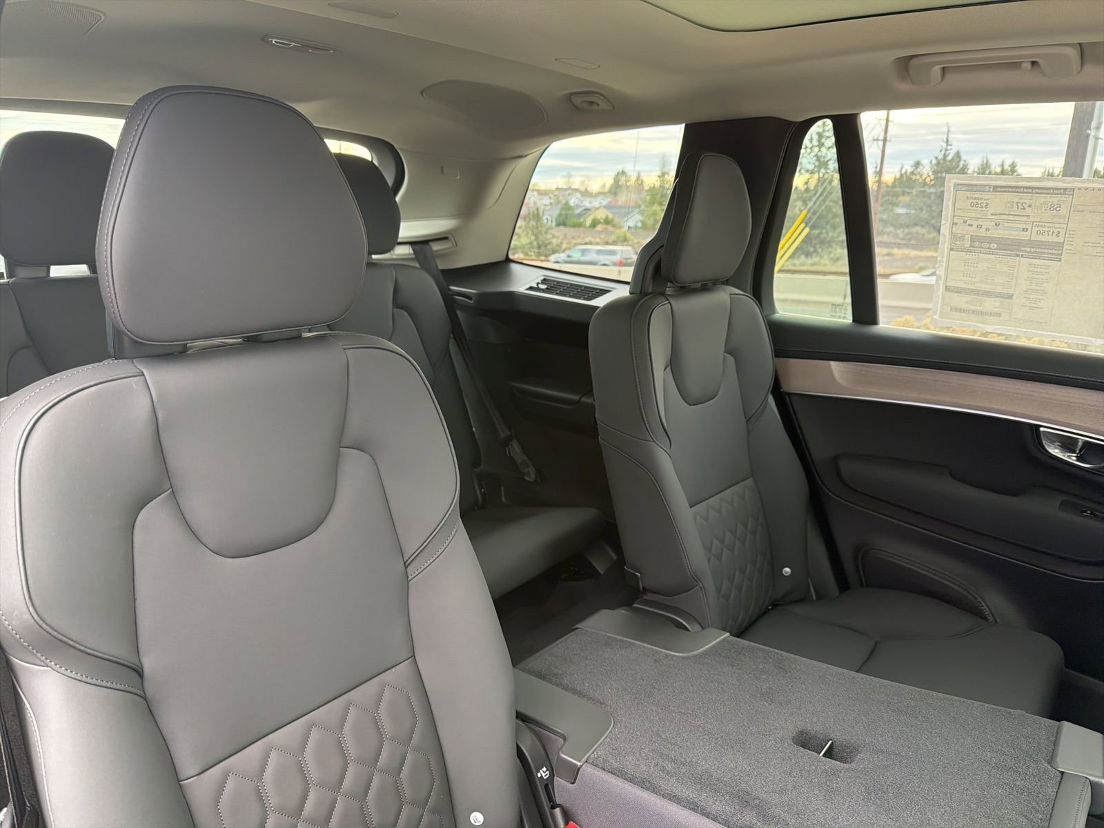 New 2026 Volvo XC90 T8 Plus w/ Protection Package AWD/4WD image 24