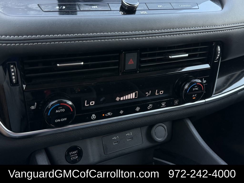 Used 2024 Nissan Rogue SL FWD image 20