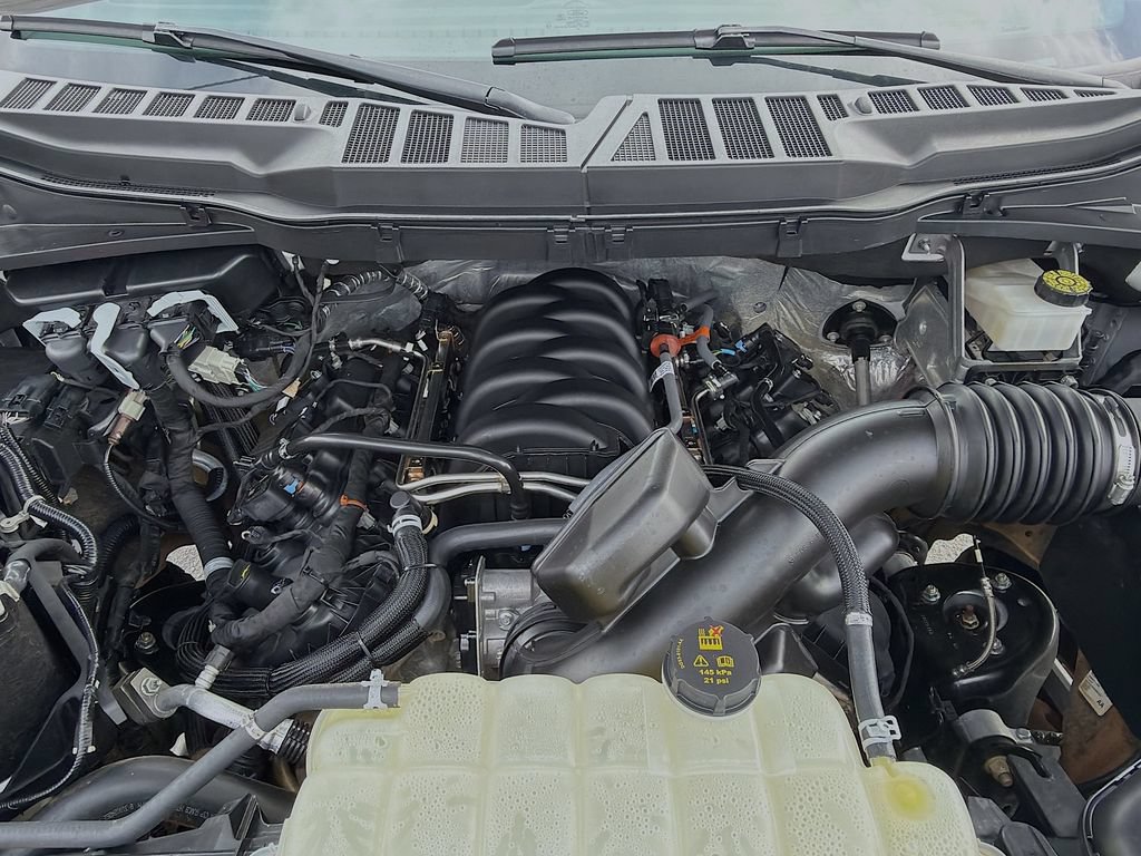 Used 2024 Ford F150 Lariat w/ FX4 Off-Road Package AWD/4WD image 31