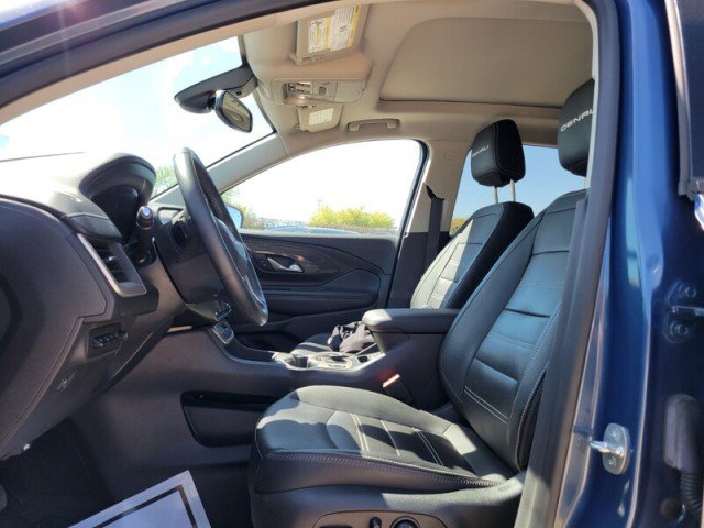 Used 2024 GMC Terrain Denali w/ Denali Premium Package image 23