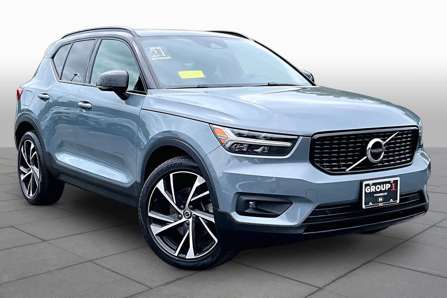 Used 2021 Volvo XC40 T5 R-Design AWD/4WD image 3