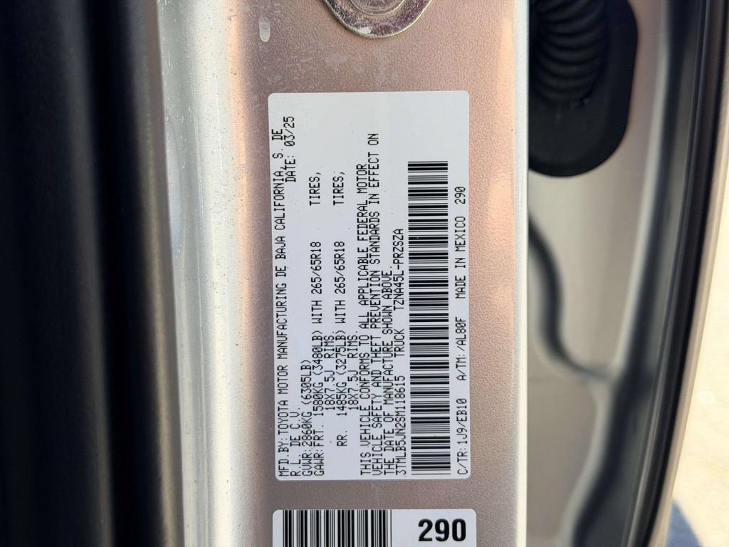 Certified 2025 Toyota Tacoma Limited AWD/4WD image 27