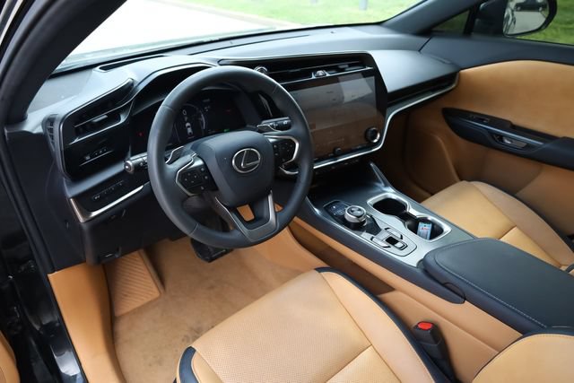 Used 2023 Lexus RZ 450e Premium w/ Technology Package AWD/4WD image 11