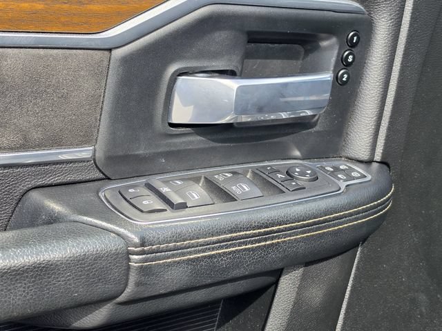 Used 2024 RAM 3500 Laramie AWD/4WD image 18