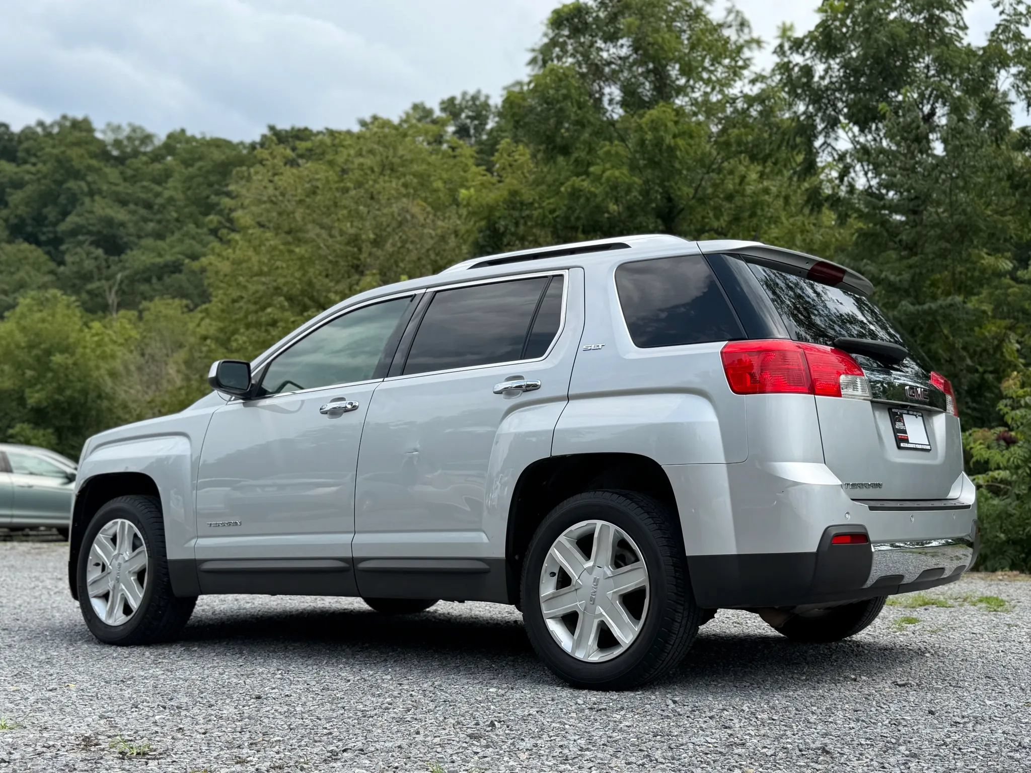 Used 2011 GMC Terrain SLT FWD image 6