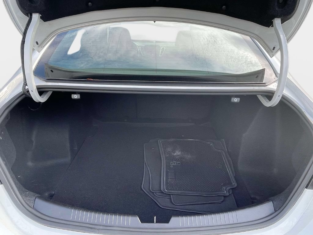 Used 2023 Chevrolet Malibu LS w/ Driver Confidence Package FWD image 9