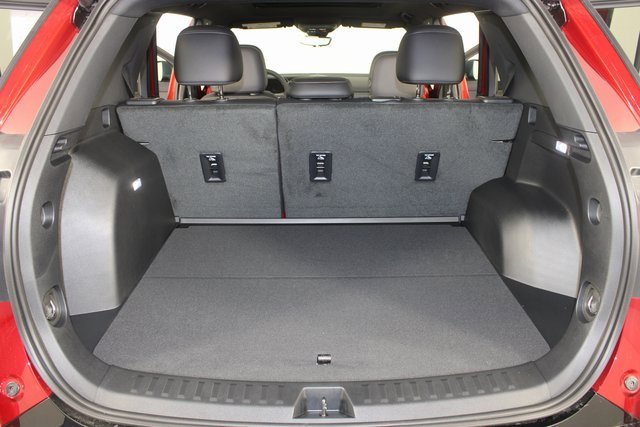 New 2026 GMC Terrain AT4 w/ Convenience Package III image 22