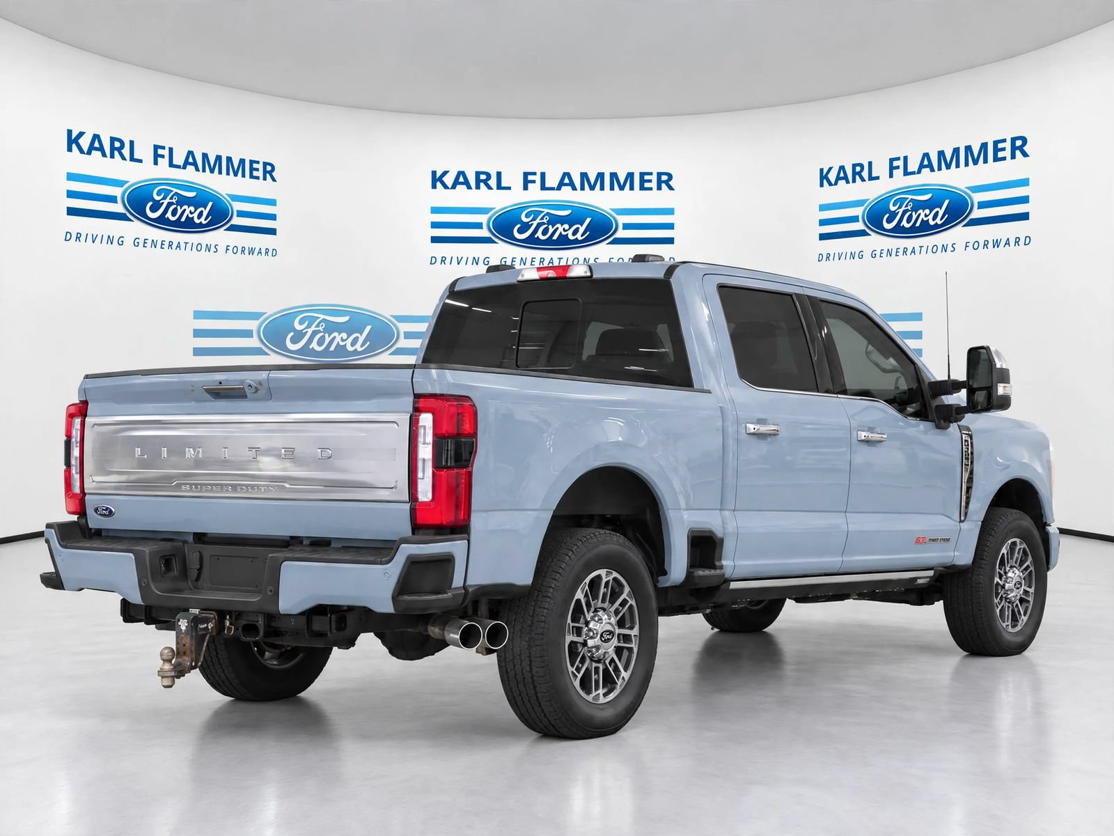Used 2024 Ford F350 Limited w/ FX4 Off-Road Package AWD/4WD image 3