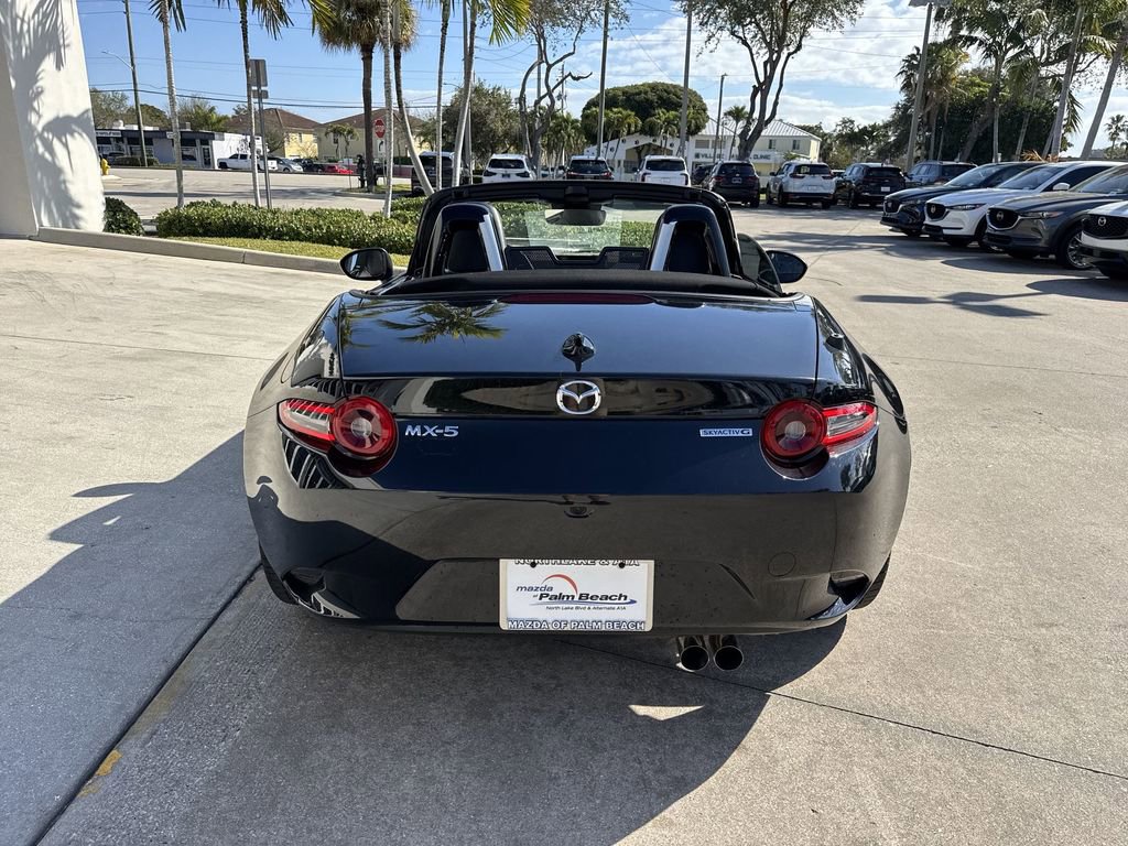 New 2025 MAZDA MX-5 Miata Grand Touring w/ Weather Package image 2