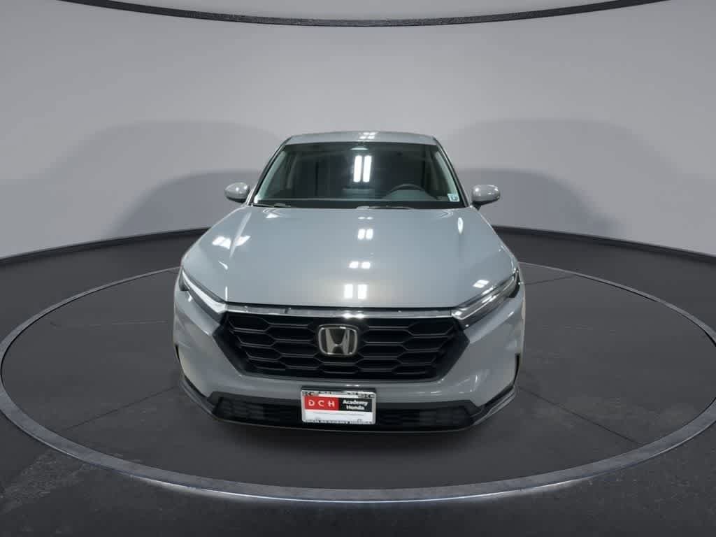 Used 2025 Honda CR-V LX image 3