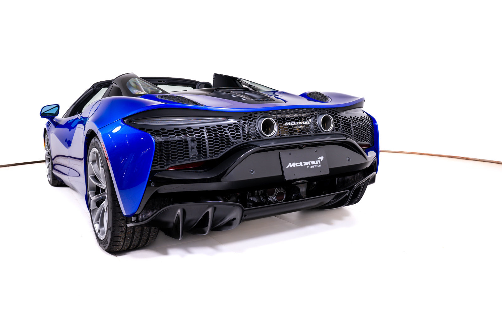 New 2027 McLaren Artura Spider RWD image 13