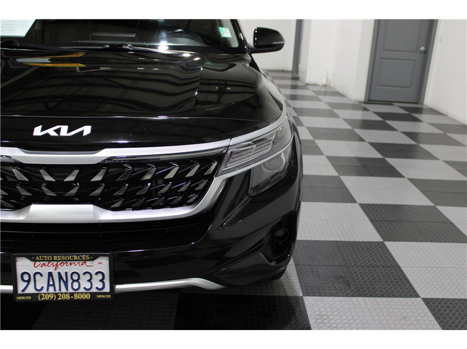 Used 2023 Kia Seltos Nightfall Edition image 8