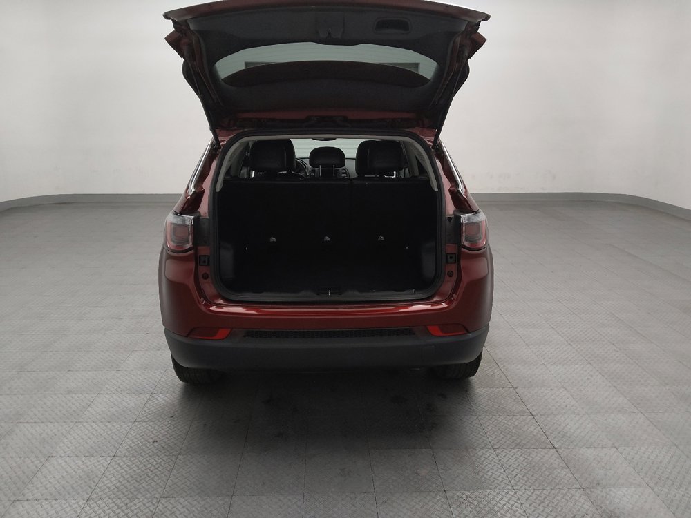 Used 2021 Jeep Compass Latitude FWD image 29