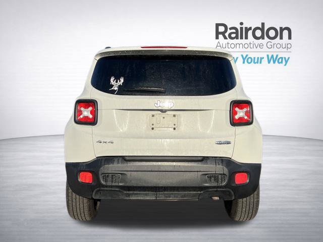 Used 2017 Jeep Renegade Latitude AWD/4WD image 6