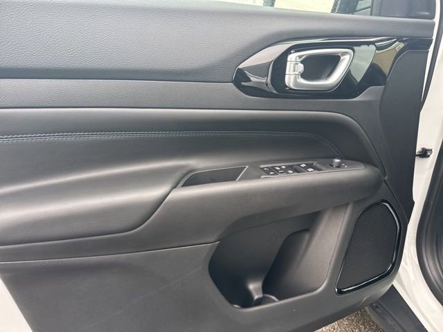 New 2026 Jeep Compass Latitude AWD/4WD image 19