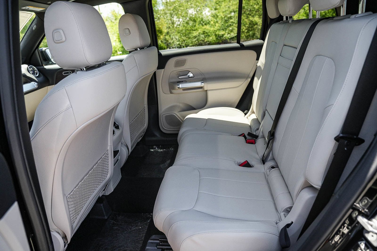New 2026 Mercedes-Benz GLB 250 4MATIC image 18
