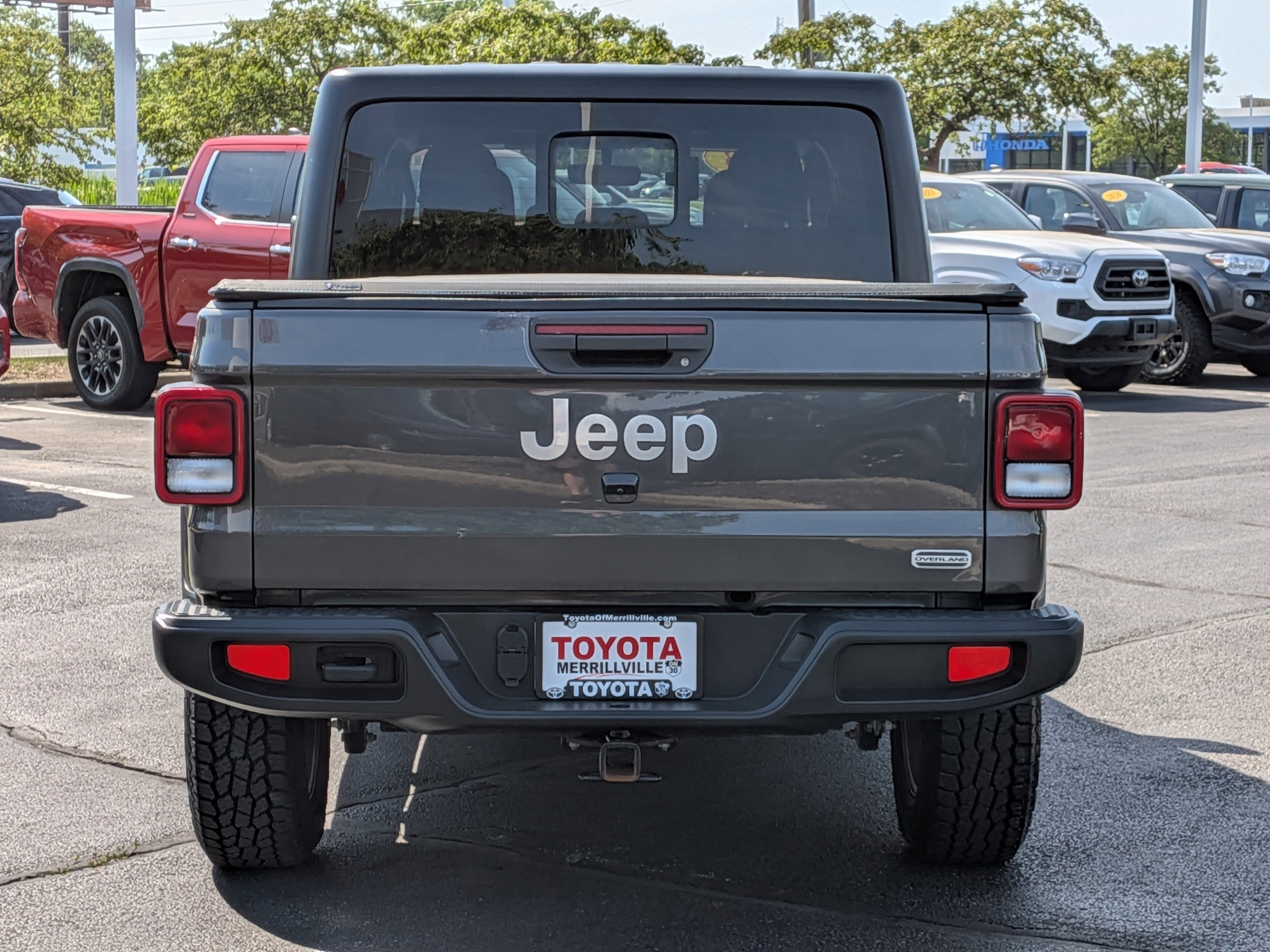 Used 2023 Jeep Gladiator Overland AWD/4WD image 7