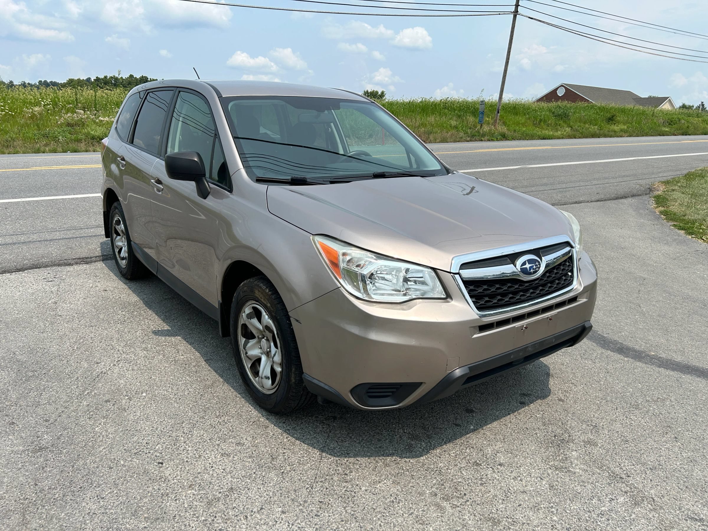 Used 2015 Subaru Forester 2.5i AWD/4WD image 3