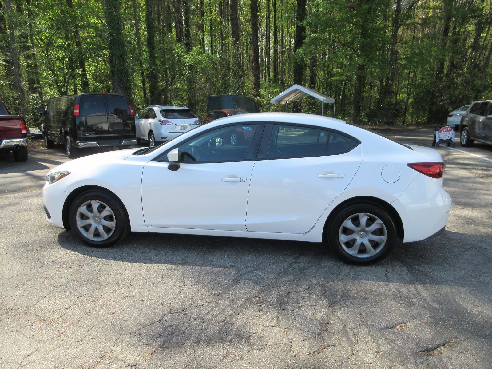 Used 2015 MAZDA MAZDA3 i Sport FWD image 8