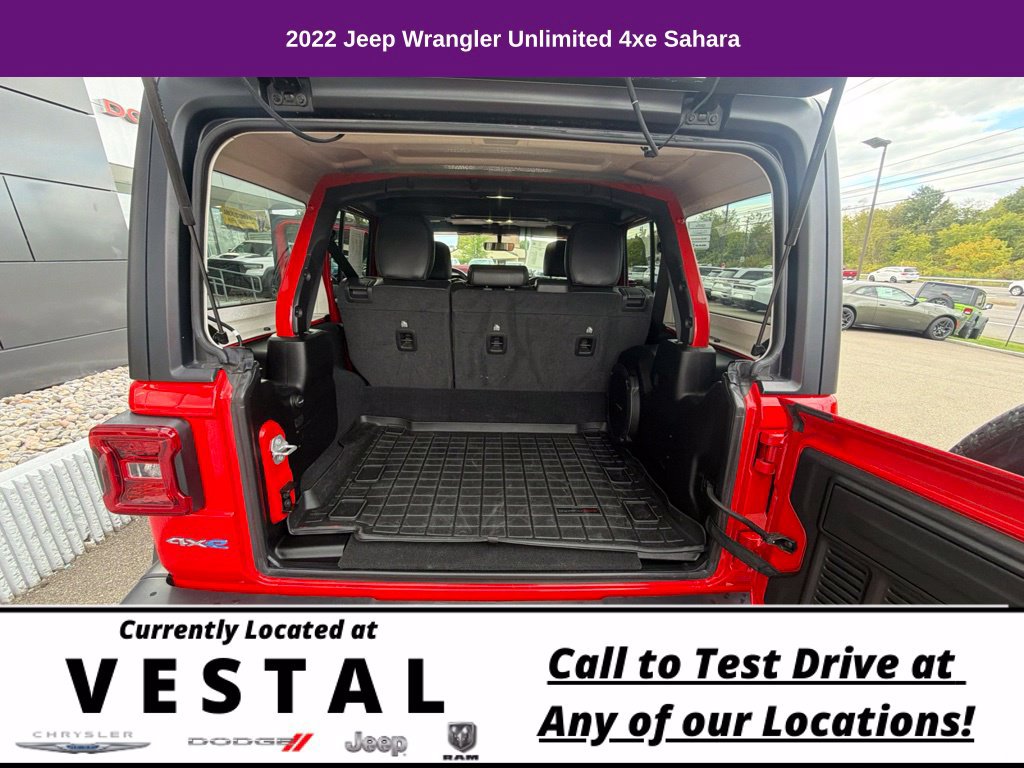 Used 2022 Jeep Wrangler Unlimited Sahara AWD/4WD image 22