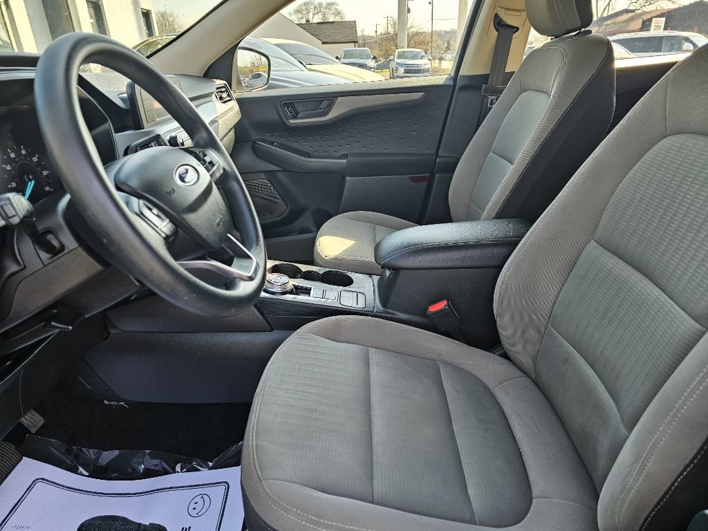 Used 2020 Ford Escape S AWD/4WD image 9