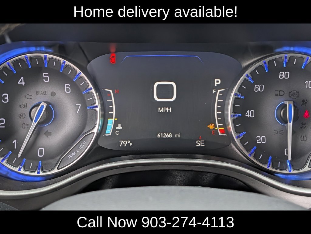 Used 2024 Chrysler Pacifica Touring-L FWD image 24