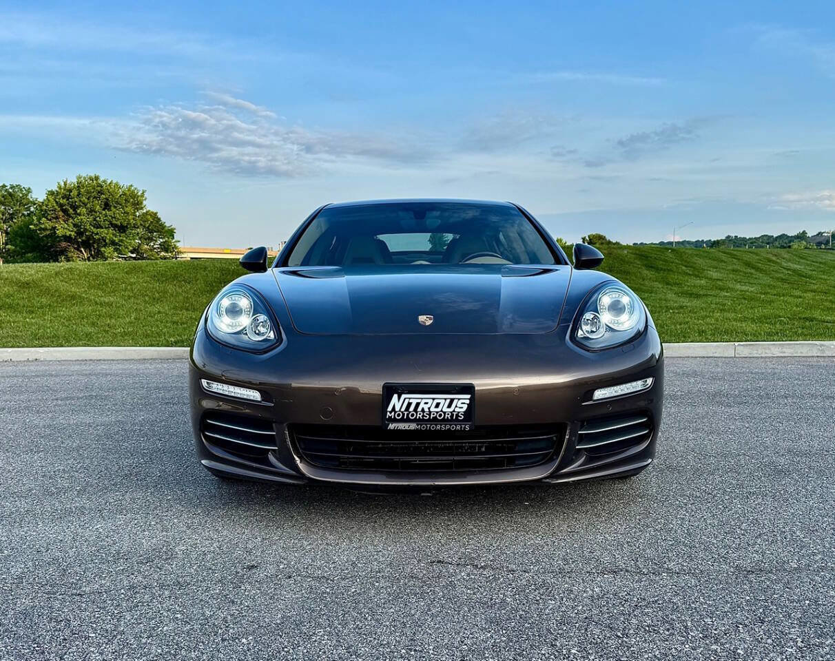 Used 2014 Porsche Panamera 4 AWD/4WD image 5