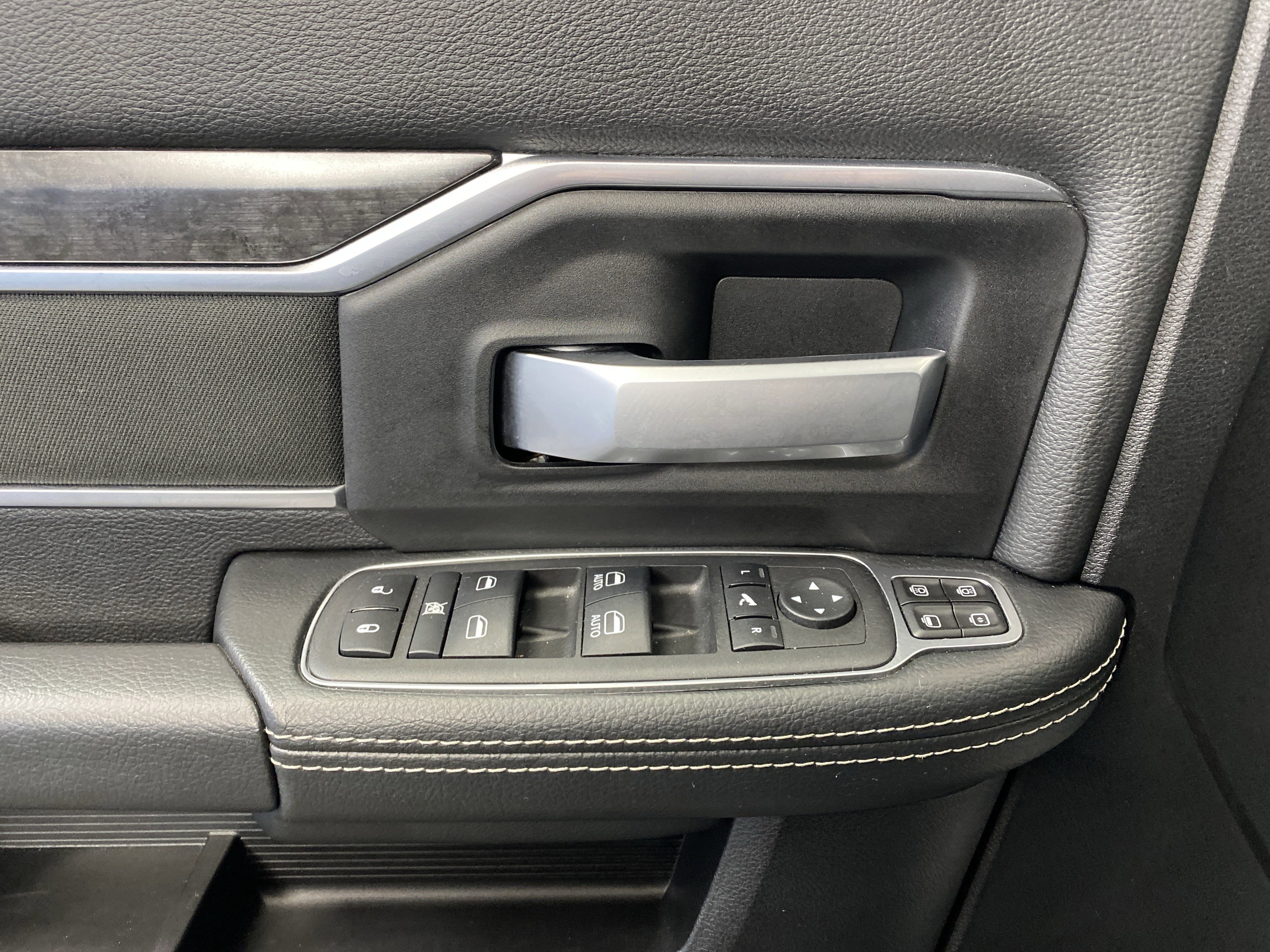 Certified 2024 RAM 2500 Big Horn w/ Bed Utility Group image 12